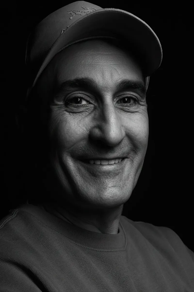 Portrait de Marc Laguillaumie, fondateur de U-SHOOT et photographe spécialisé en photographie dentaire